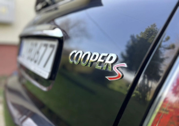 MINI Cooper S cena 15900 przebieg: 200000, rok produkcji 2003 z Knurów małe 79